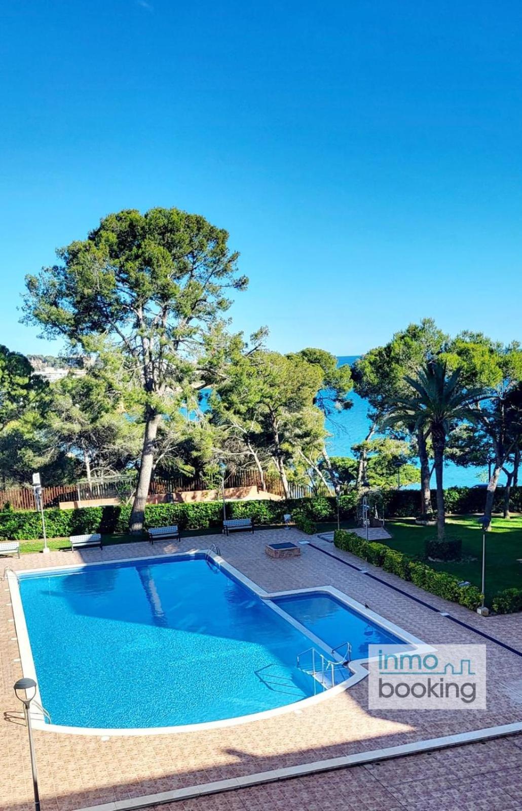 Sun Beach Cala Dorada サロウ エクステリア 写真